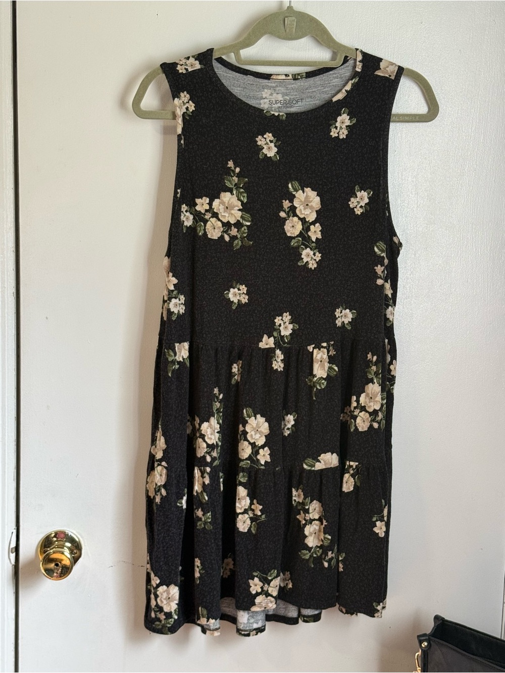 Torrid Super Soft Black Floral Leopard Print Tiered Sleeveless Tunic Top Size 1